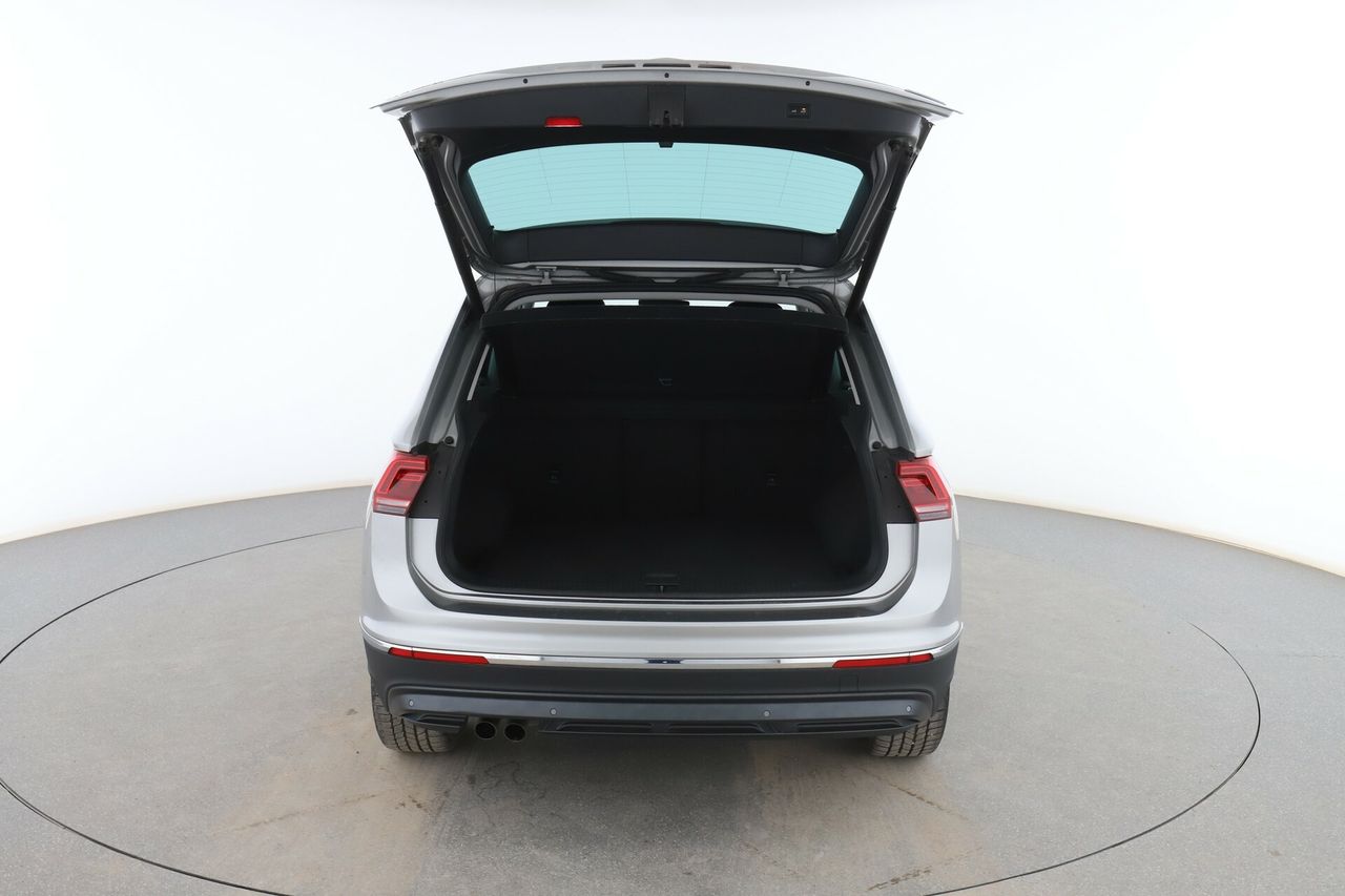Foto Volkswagen Tiguan 16