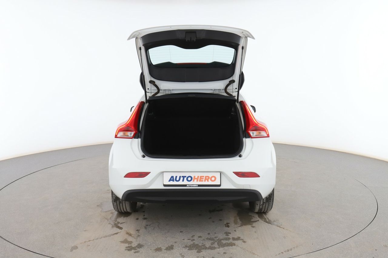 Foto Volvo V40 16