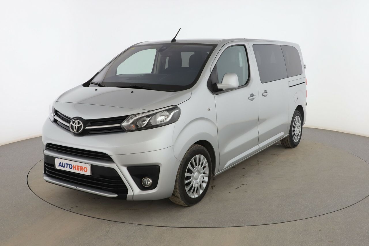 Foto Toyota Proace 1