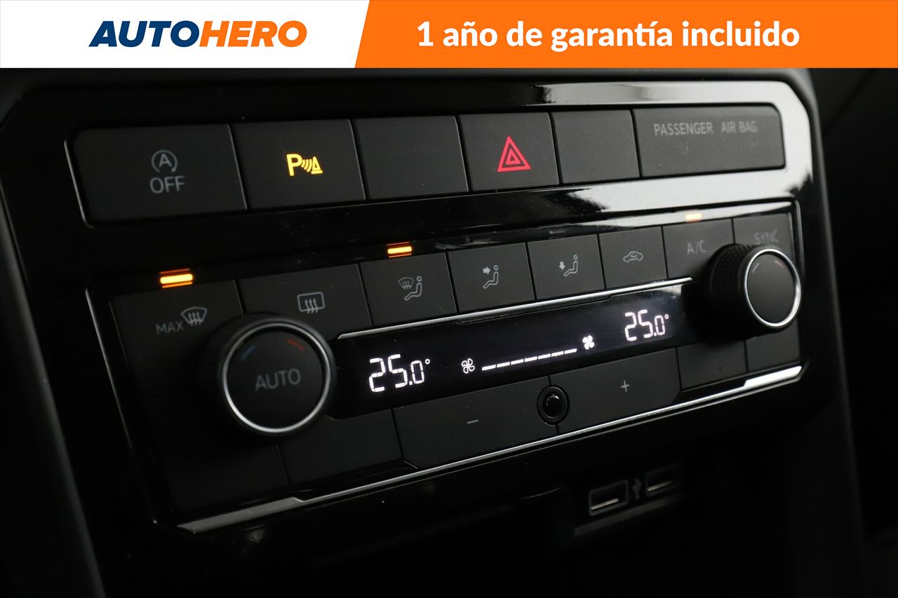 Foto Volkswagen T-Cross 25