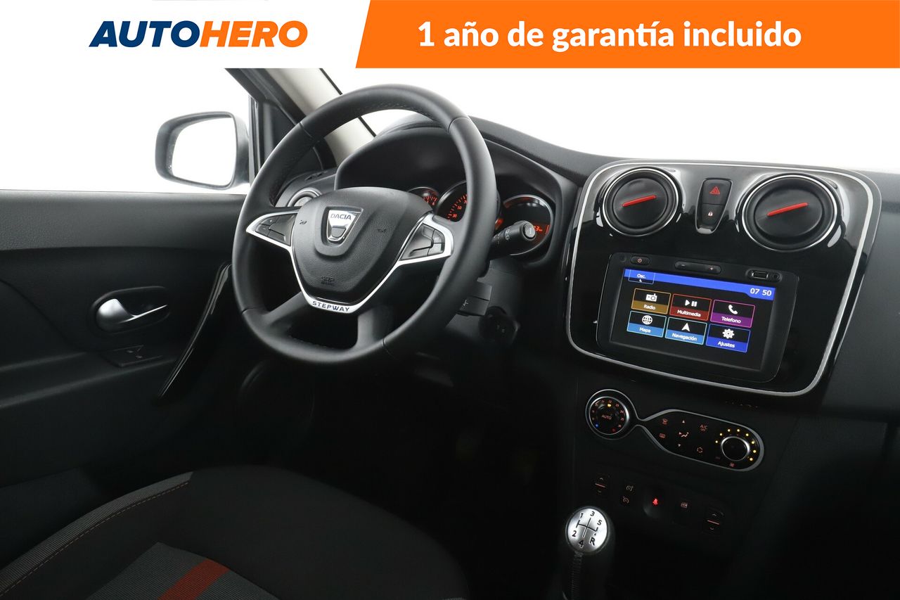 Foto Dacia Sandero 14