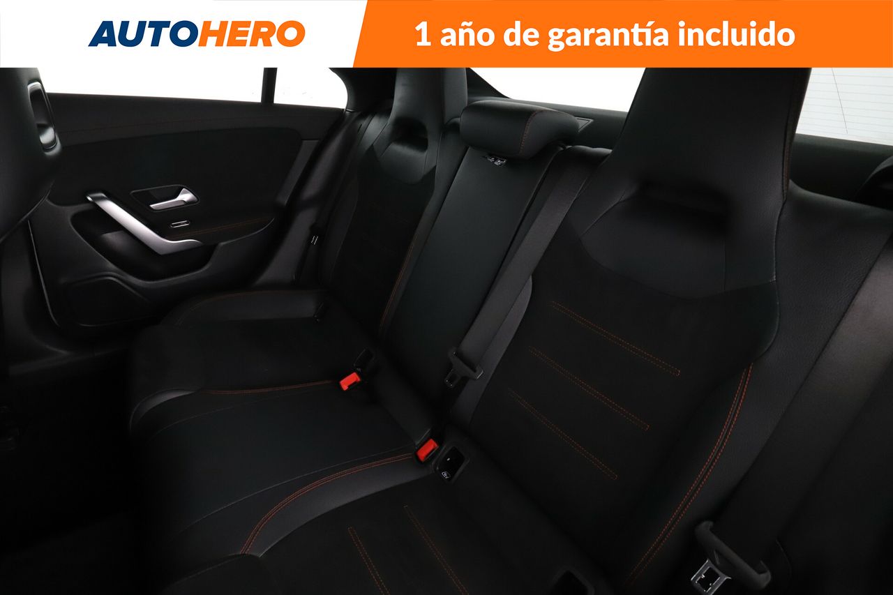Foto Mercedes-Benz Clase CLA 15