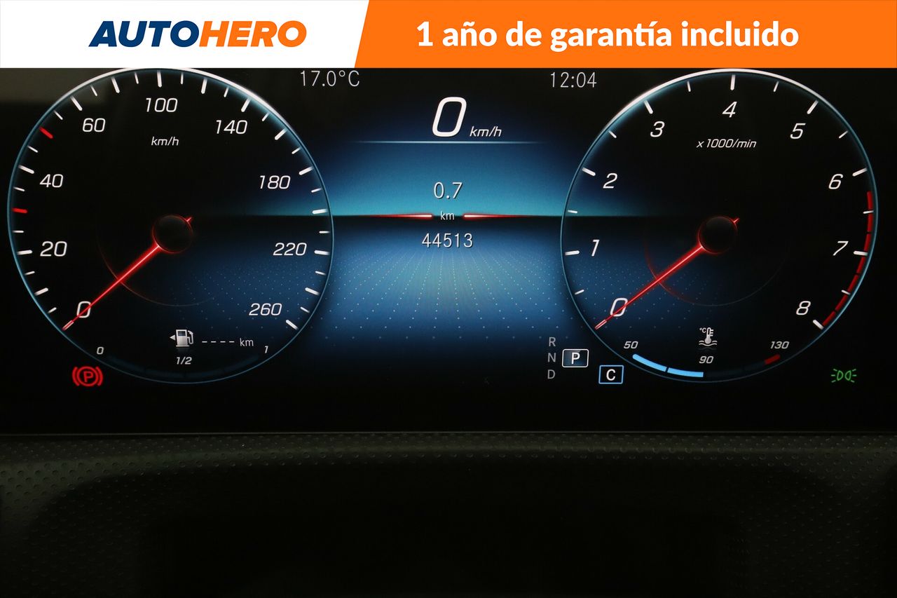 Foto Mercedes-Benz Clase CLA 21