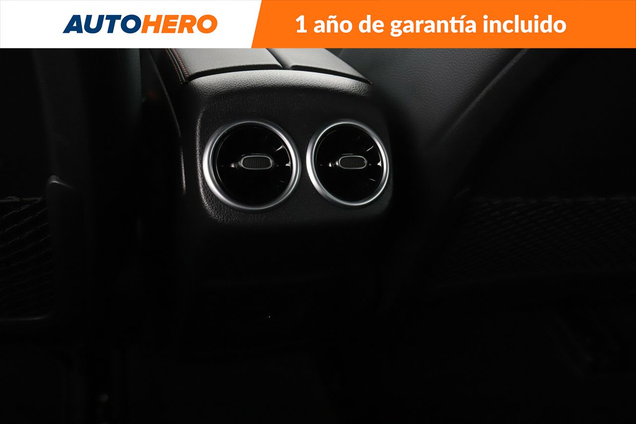 Foto Mercedes-Benz Clase CLA 22