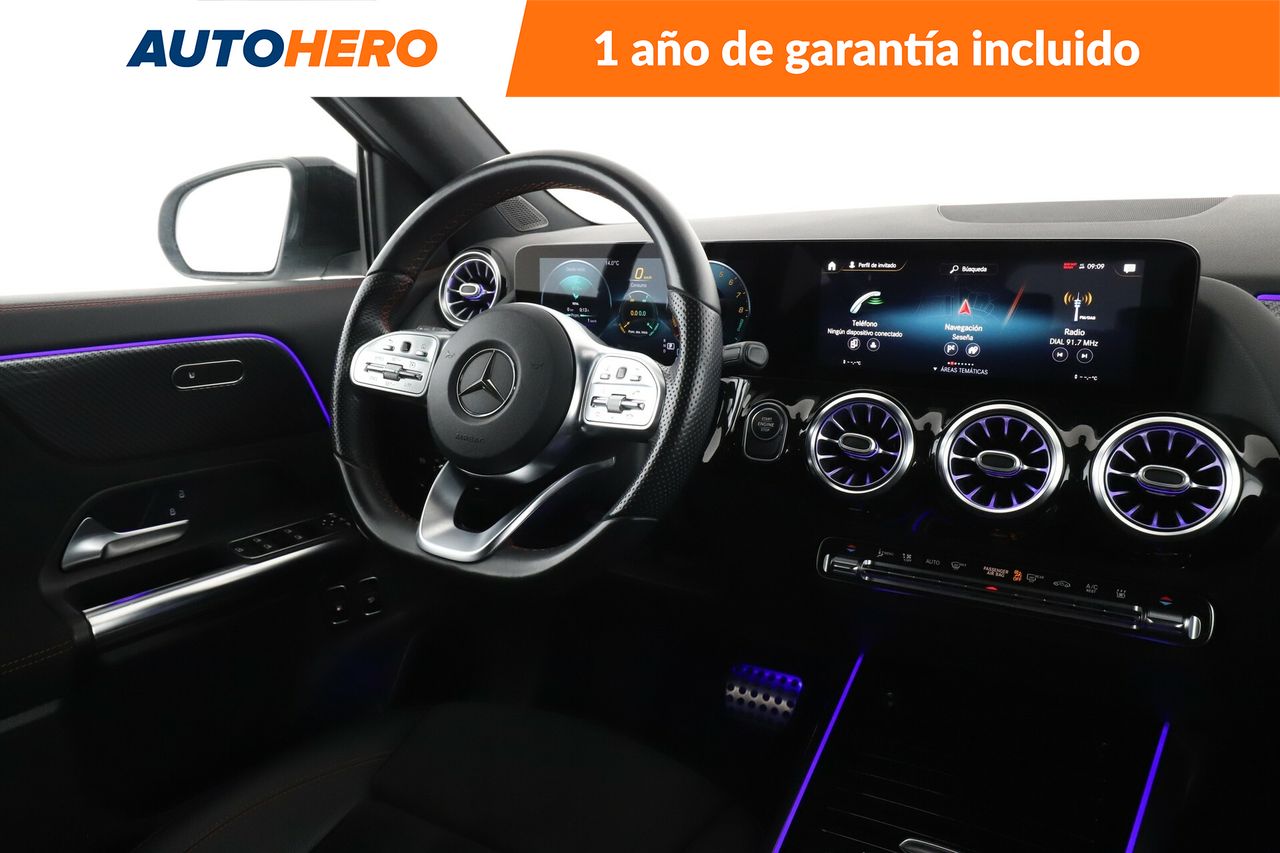 Foto Mercedes-Benz Clase GLA 13