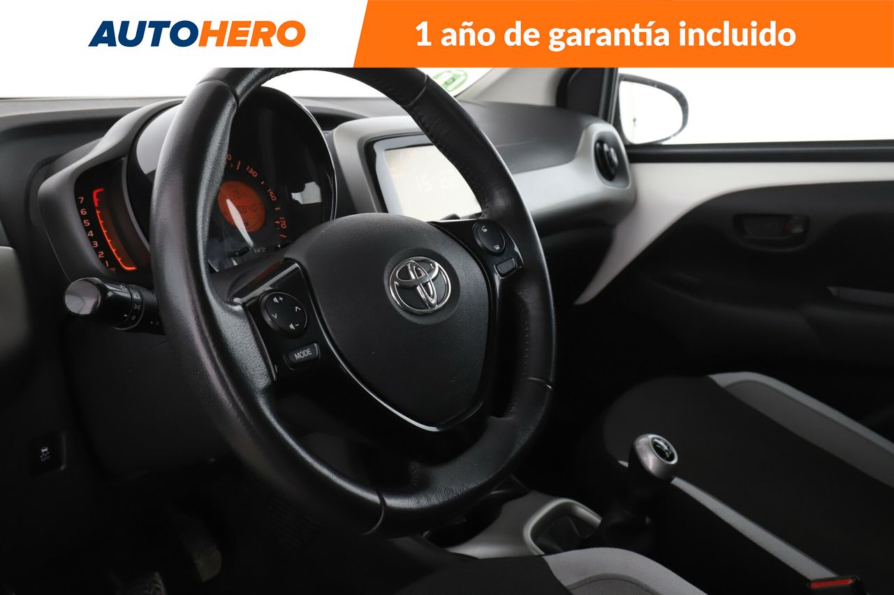 Foto Toyota Aygo 11