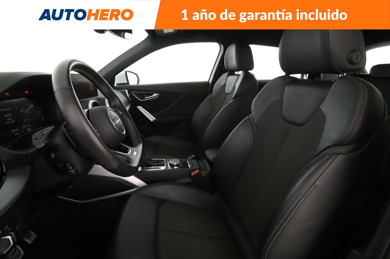 Foto Audi Q2 10