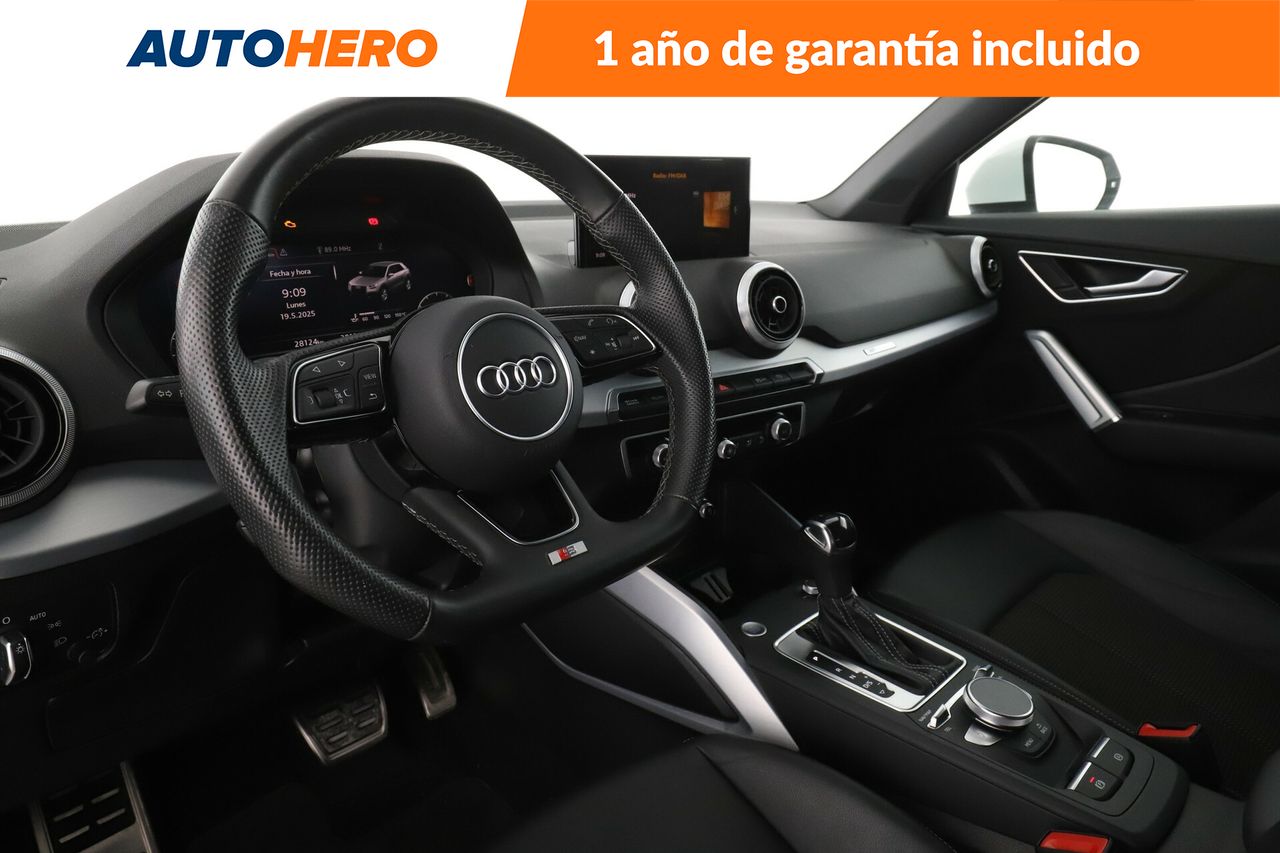 Foto Audi Q2 11
