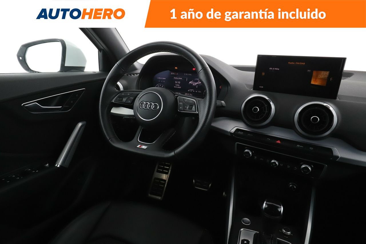 Foto Audi Q2 13