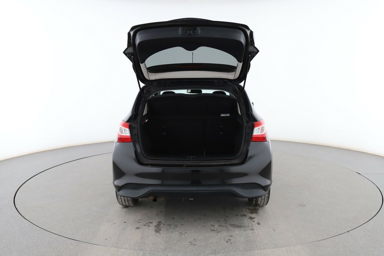 Foto Nissan Pulsar 16