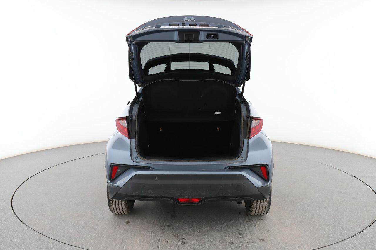 Foto Toyota C-HR 16