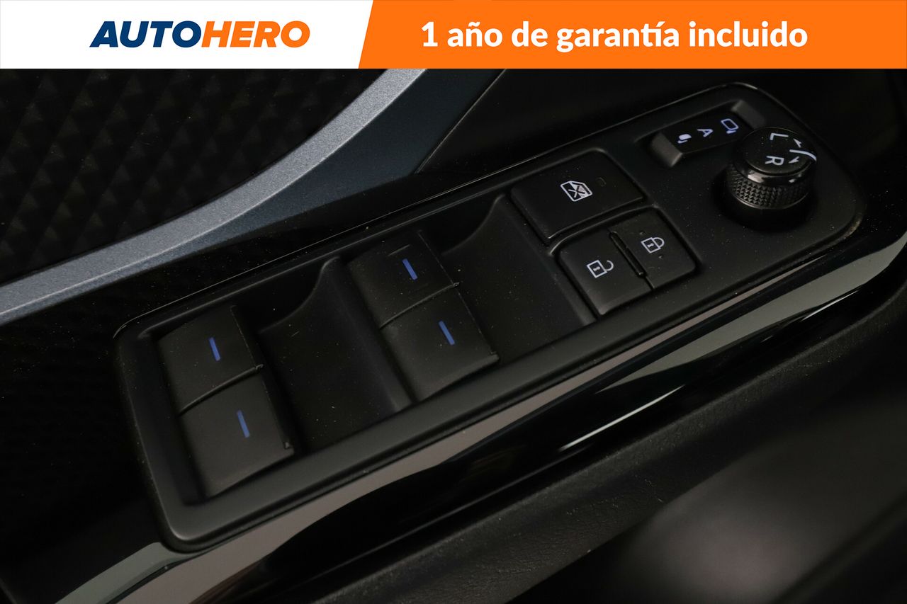 Foto Toyota C-HR 21