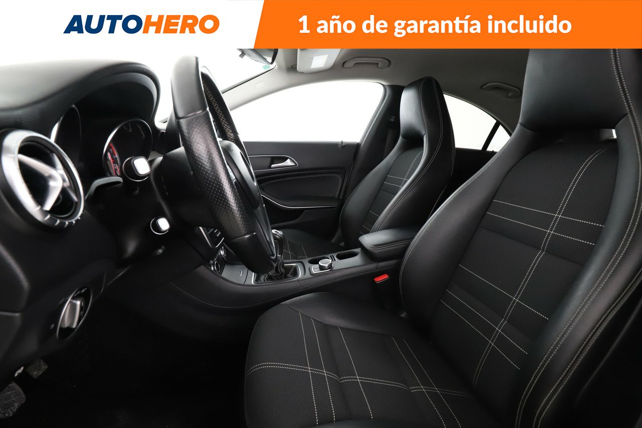 Foto Mercedes-Benz Clase CLA 11
