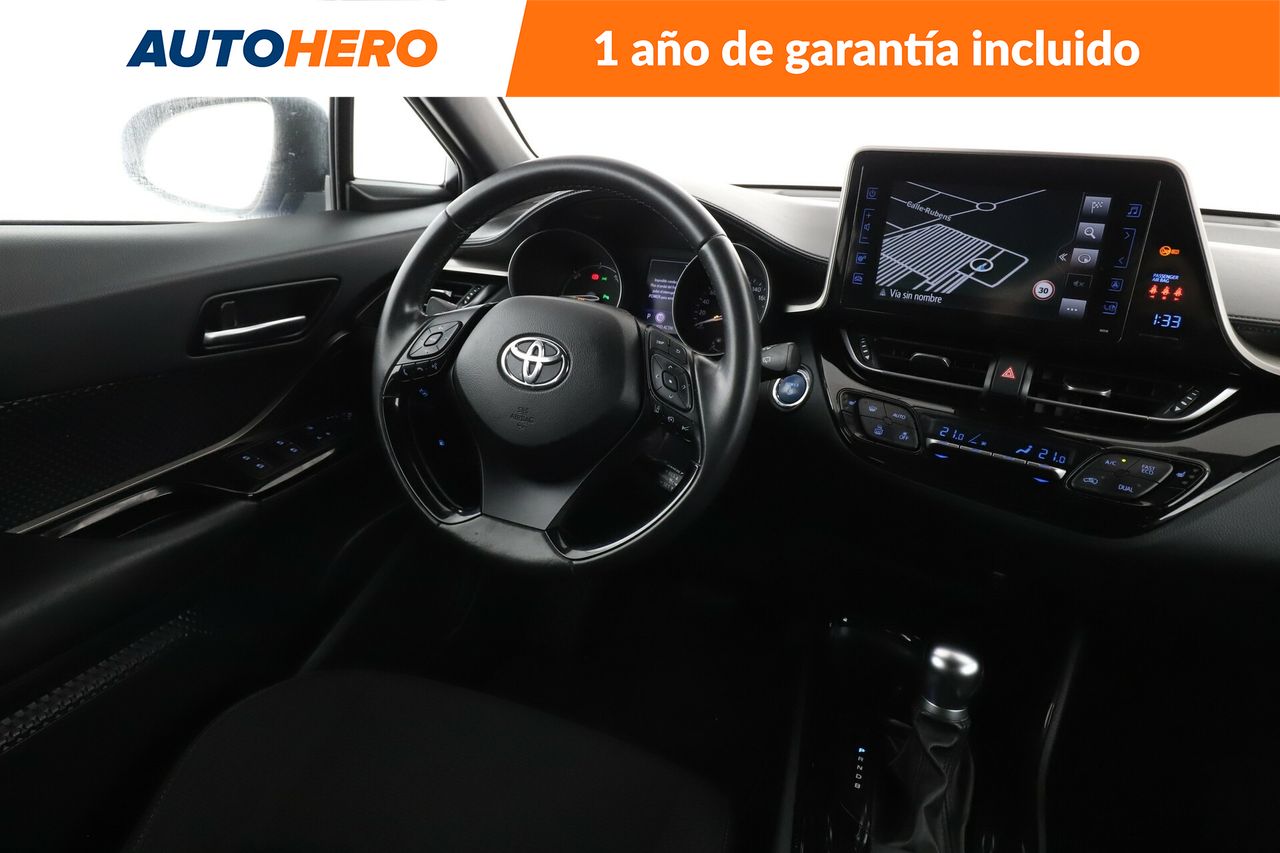 Foto Toyota C-HR 13