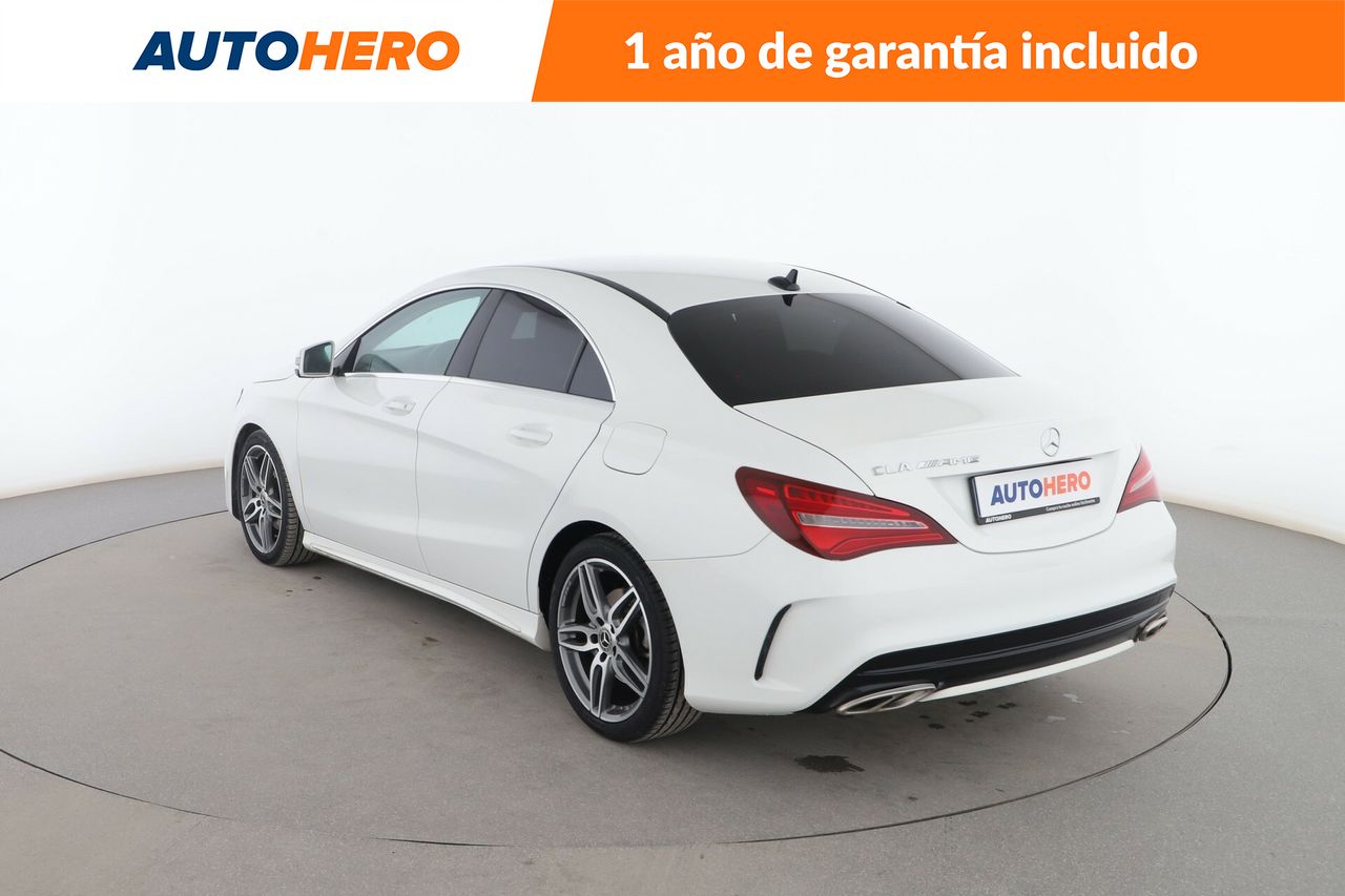 Foto Mercedes-Benz Clase CLA 4