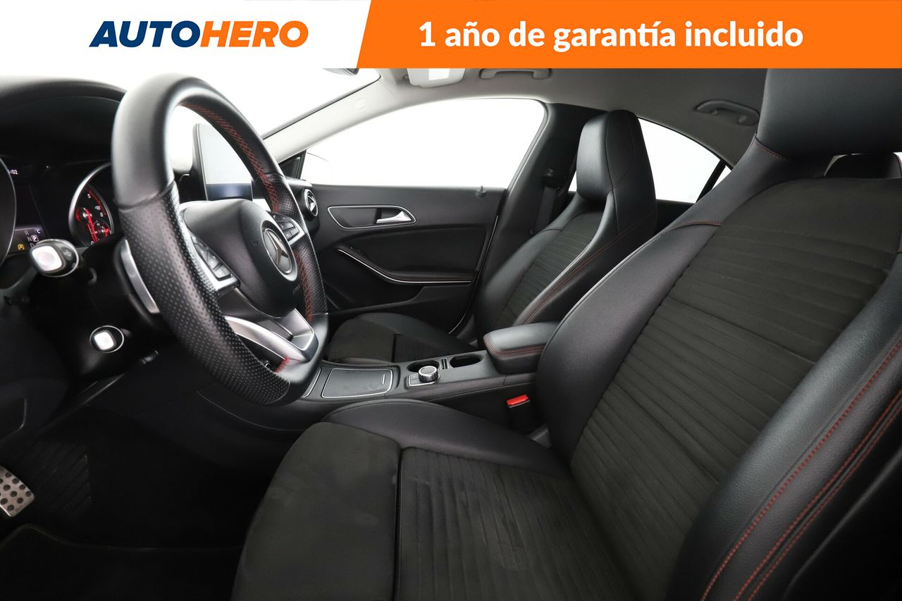 Foto Mercedes-Benz Clase CLA 11
