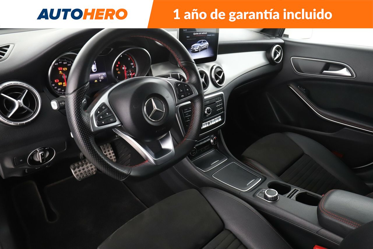 Foto Mercedes-Benz Clase CLA 12