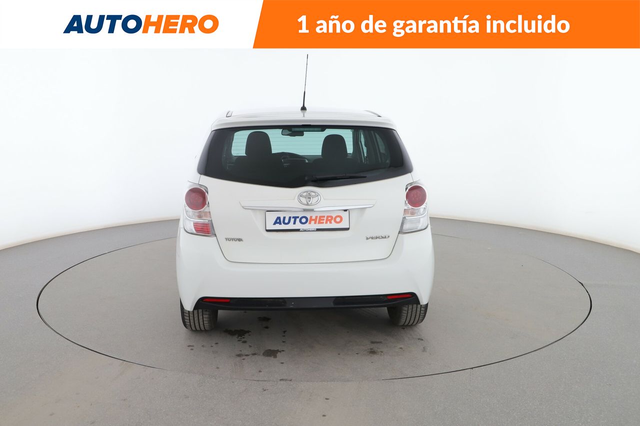 Foto Toyota Corolla Verso 5