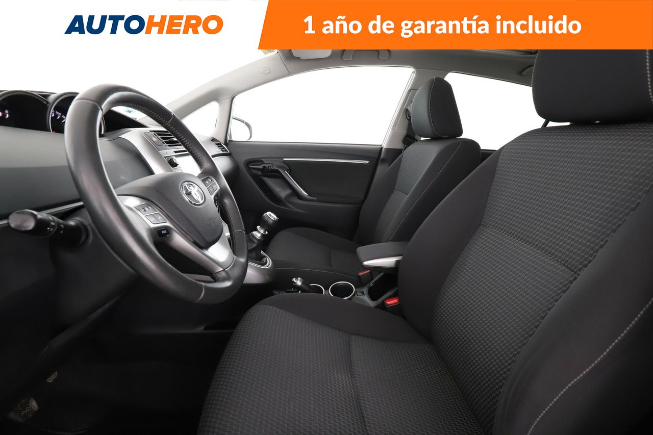 Foto Toyota Corolla Verso 11