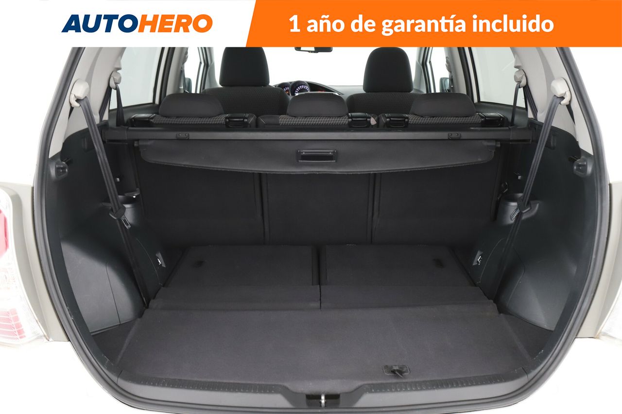 Foto Toyota Corolla Verso 18