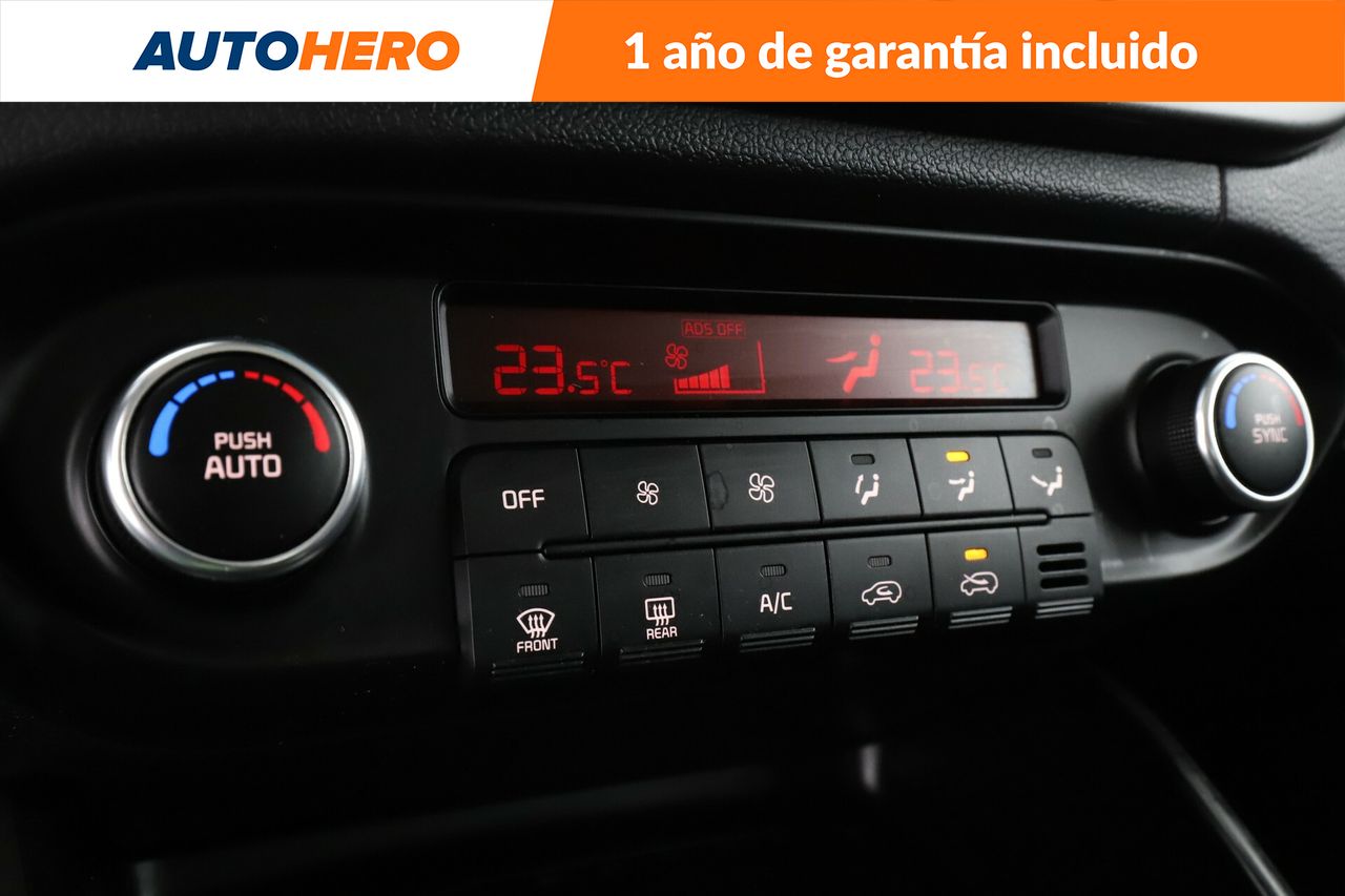 Foto Kia Carens 24