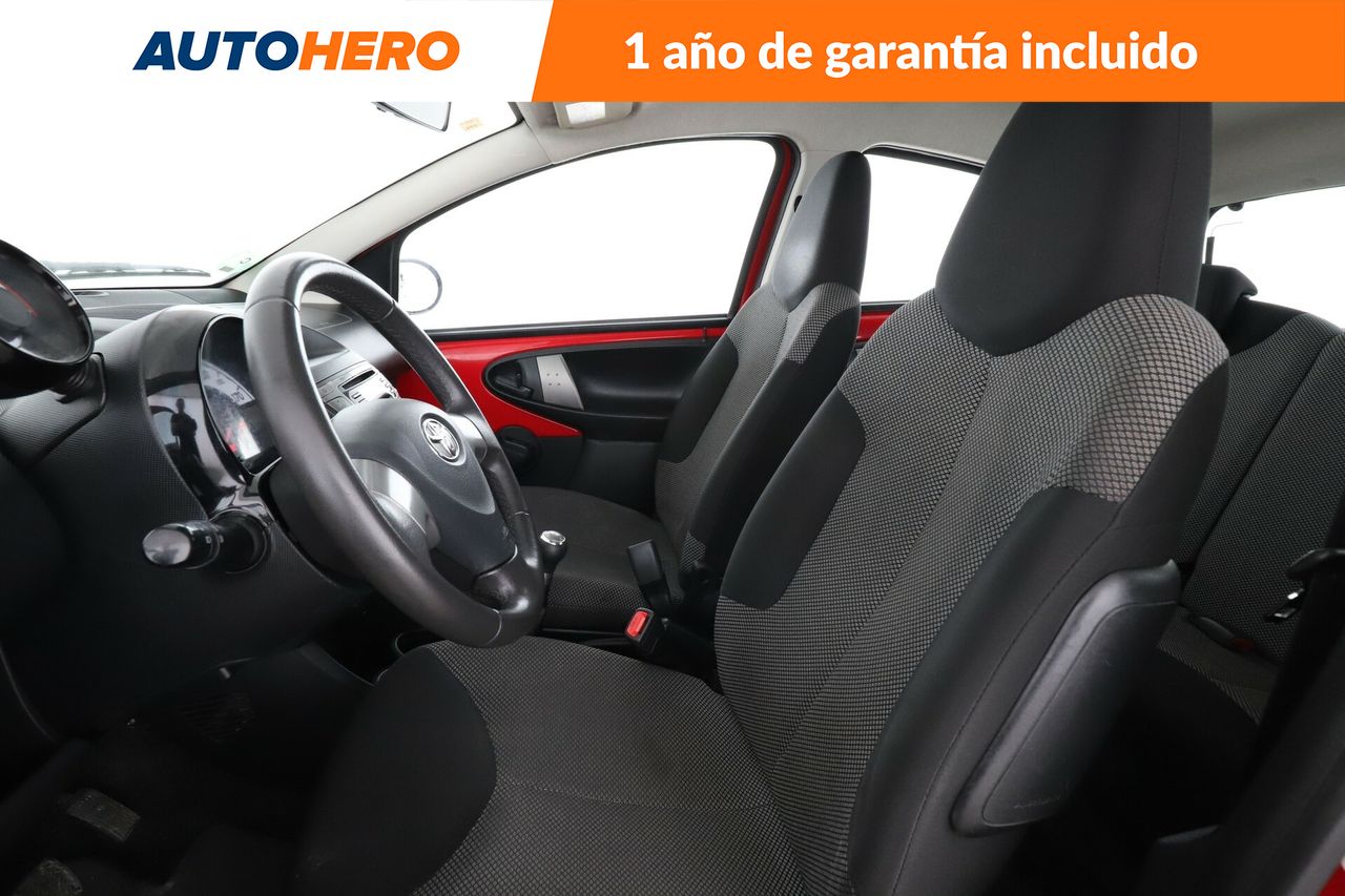 Foto Toyota Aygo 11