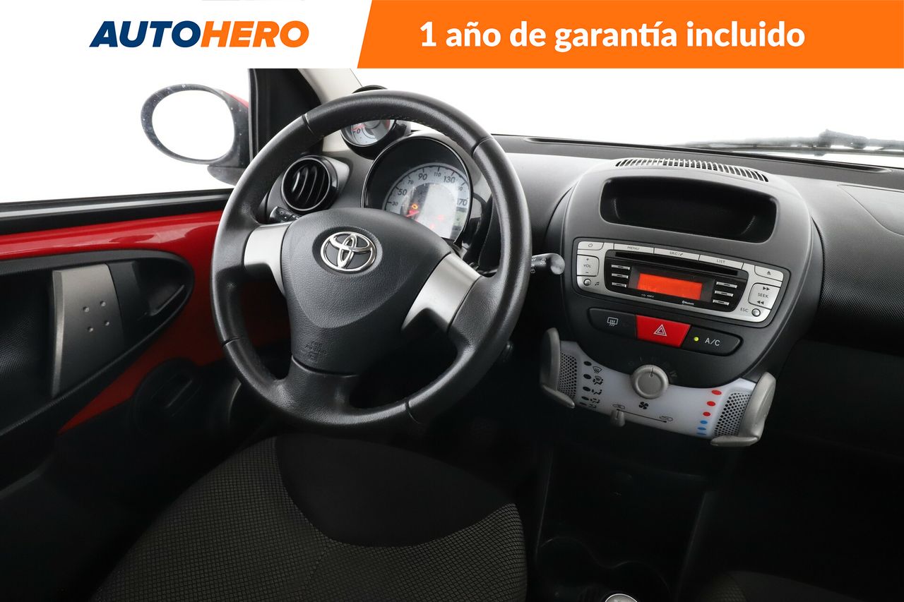 Foto Toyota Aygo 14