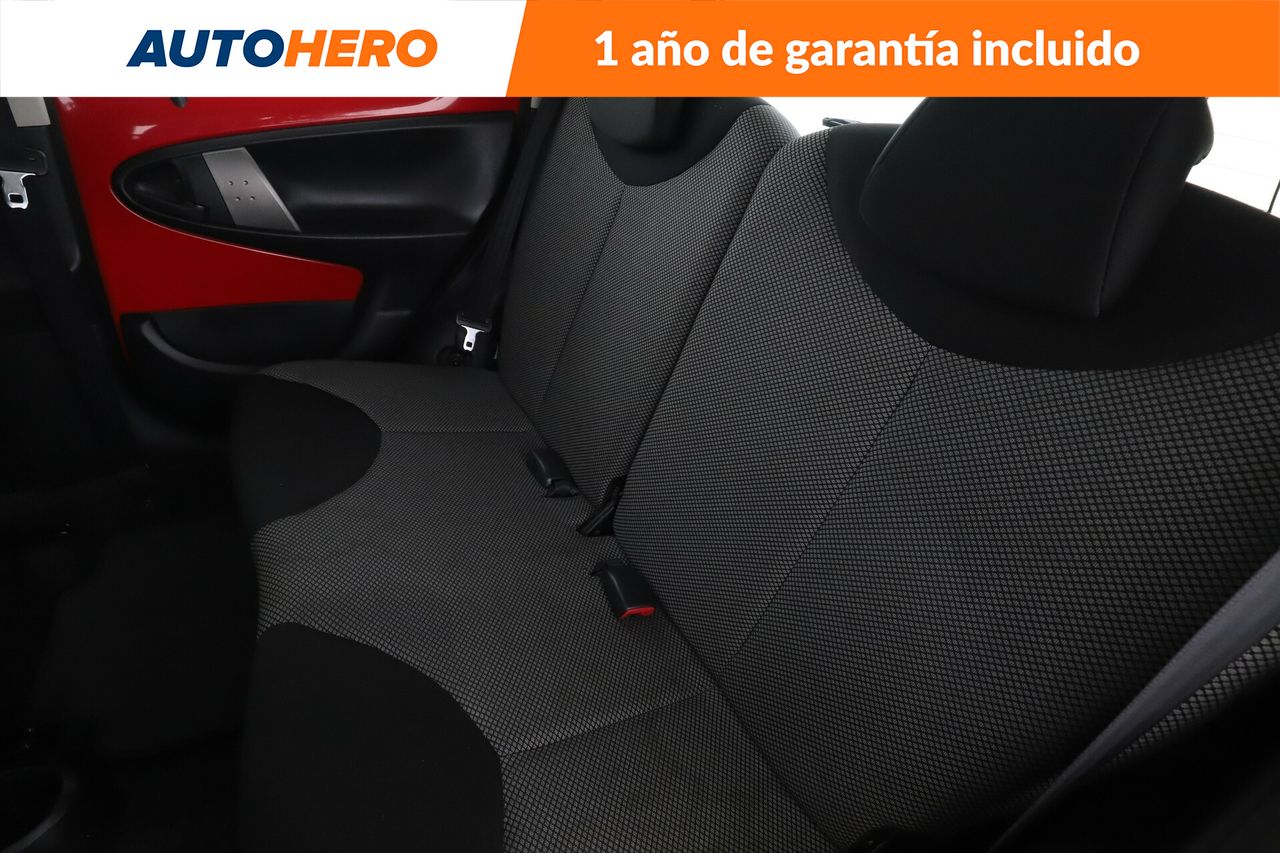 Foto Toyota Aygo 15