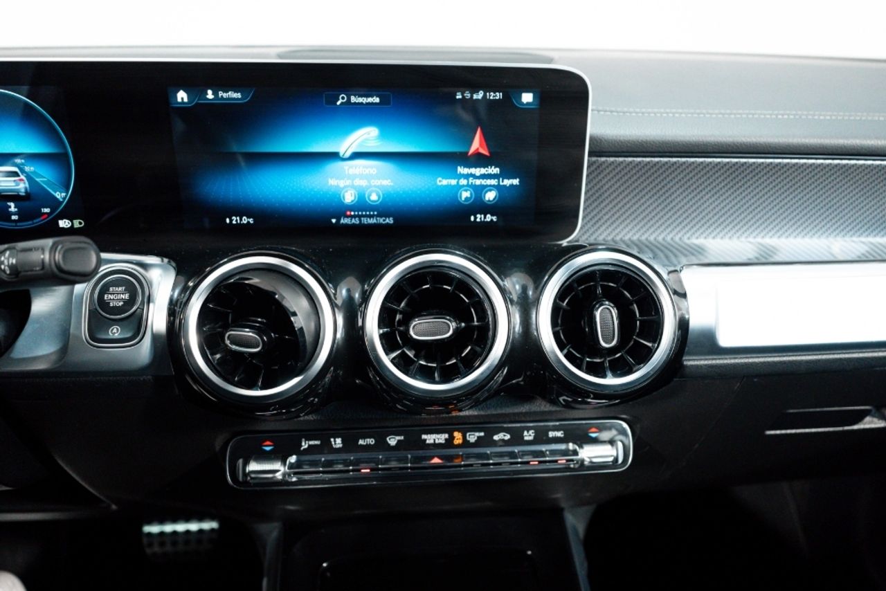 Foto Mercedes-Benz Clase GLB 19