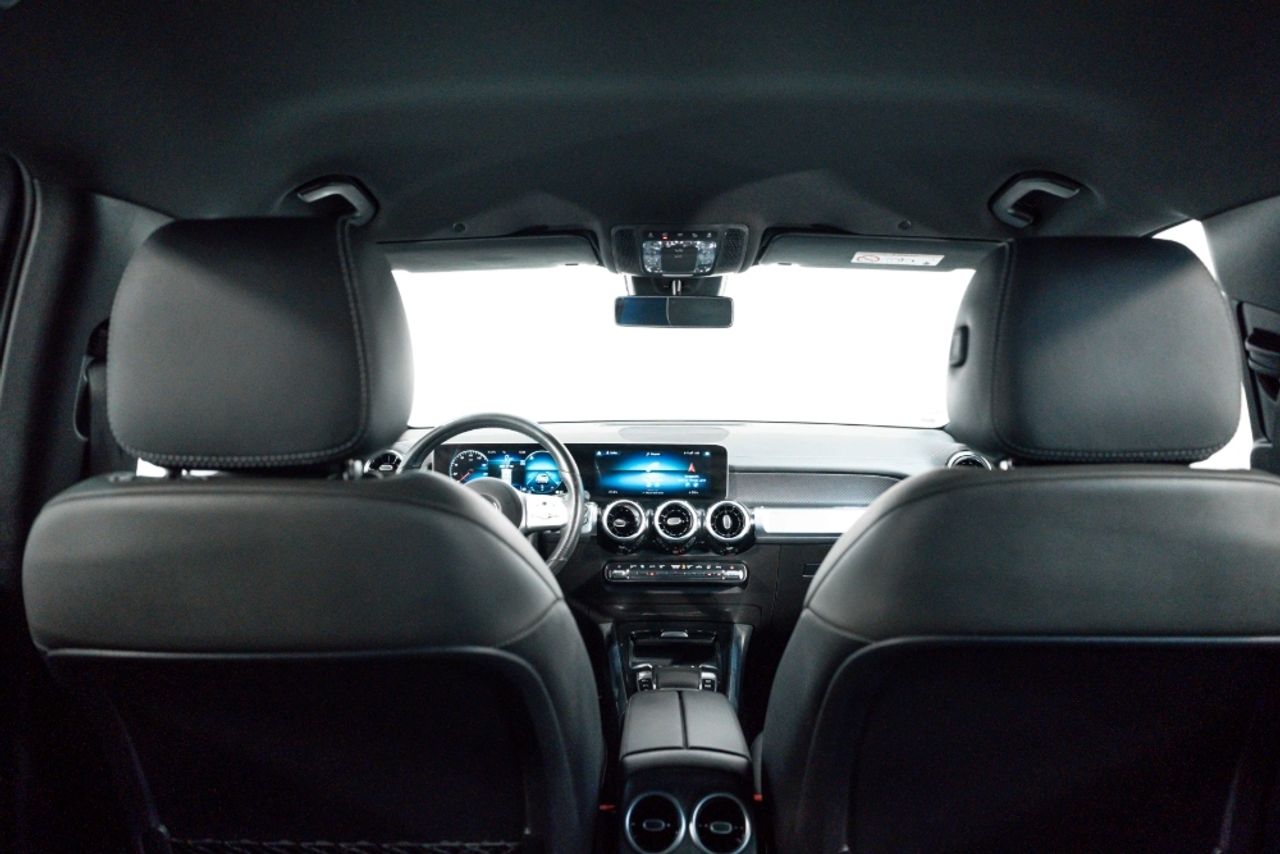 Foto Mercedes-Benz Clase GLB 29