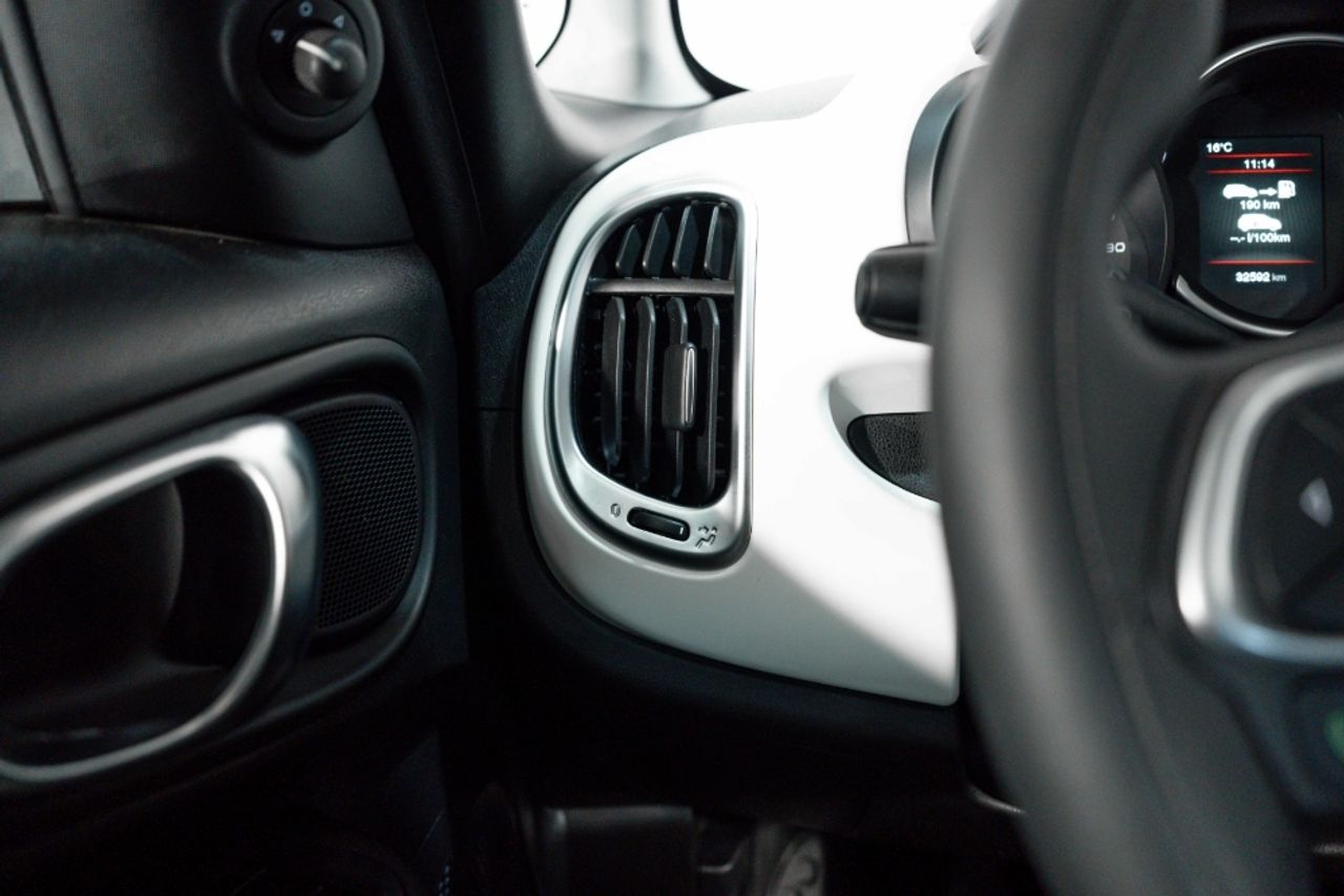 Foto Fiat 500L 11