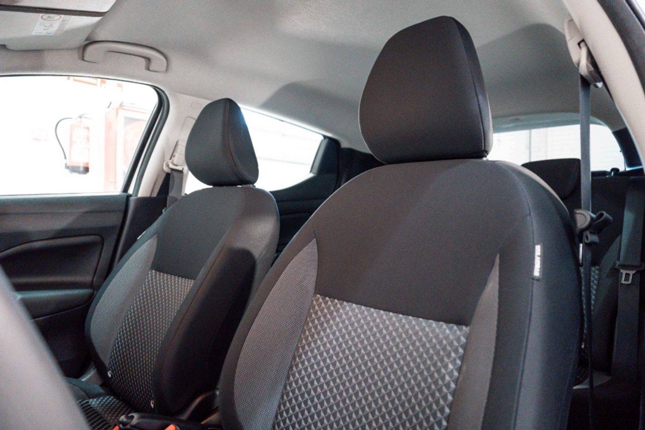 Foto Nissan Micra 8