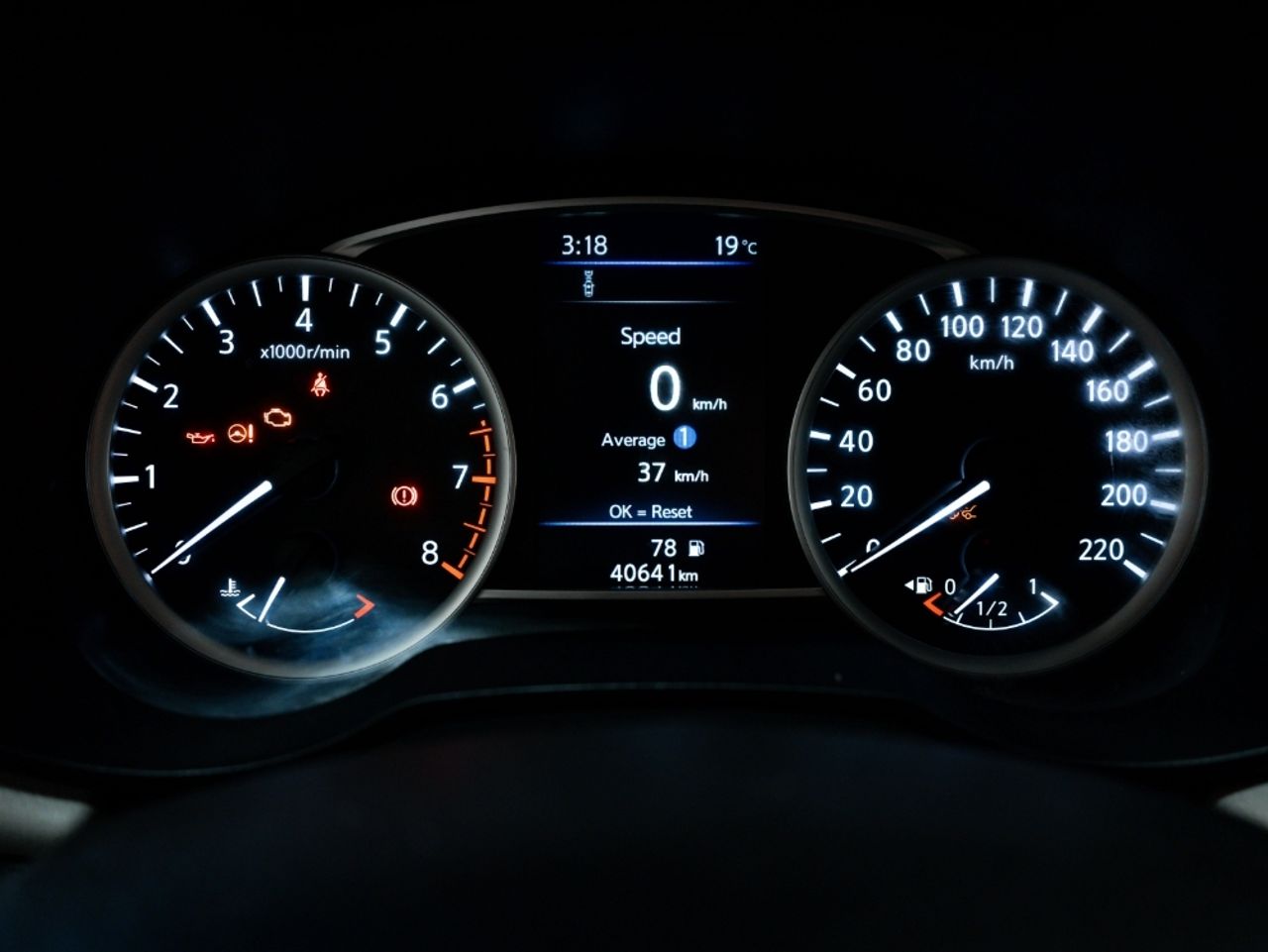 Foto Nissan Micra 14