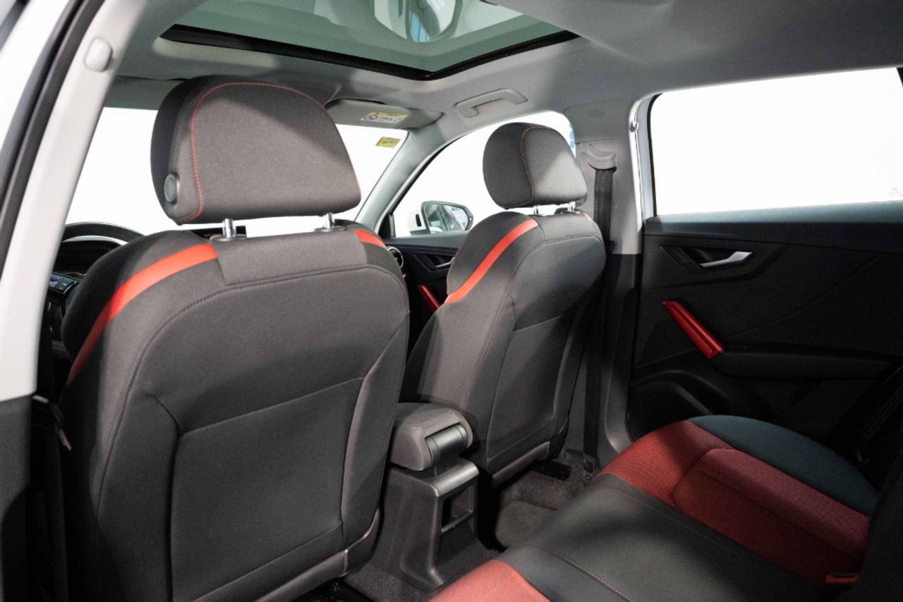 Foto Audi Q2 26