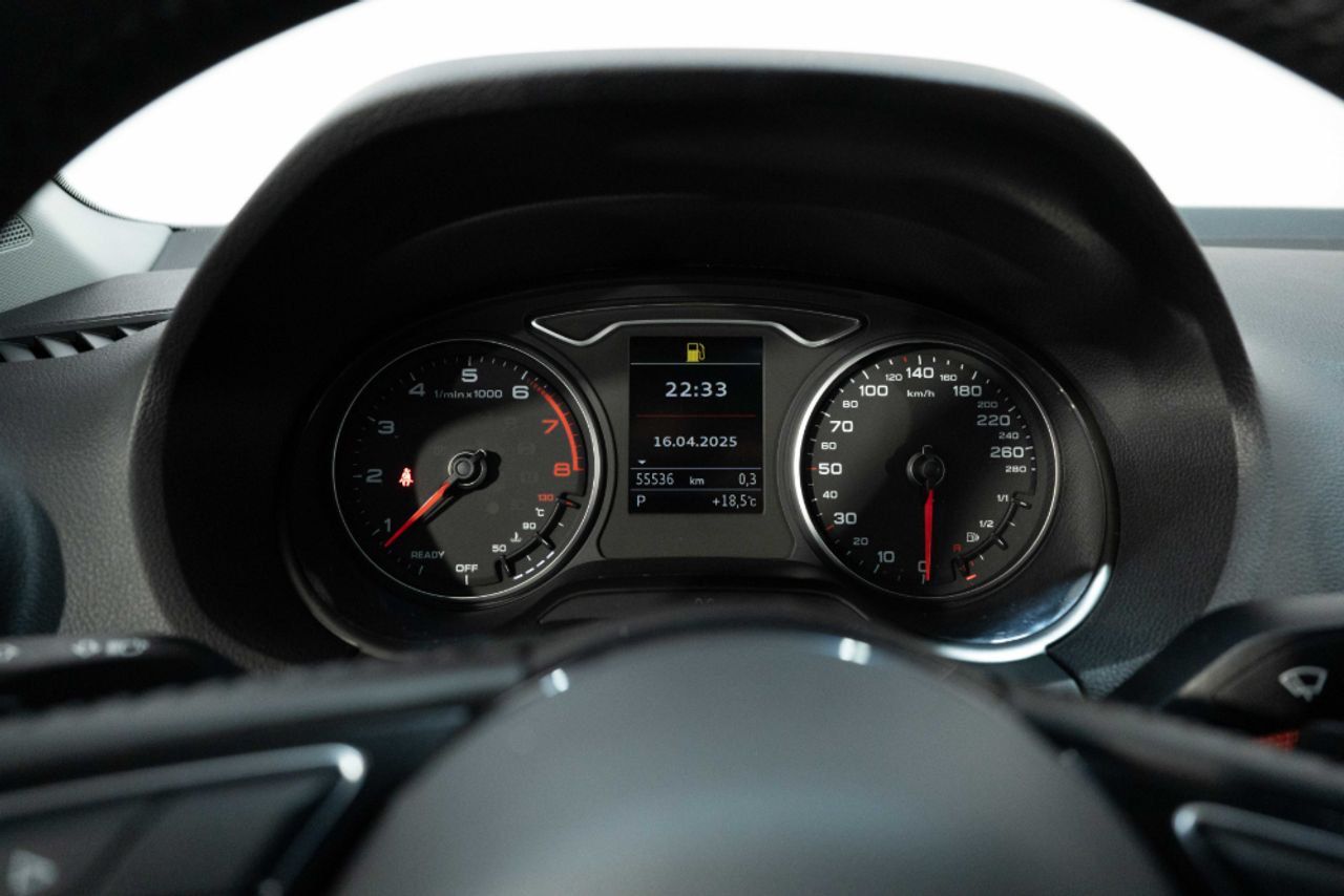 Foto Audi Q2 15