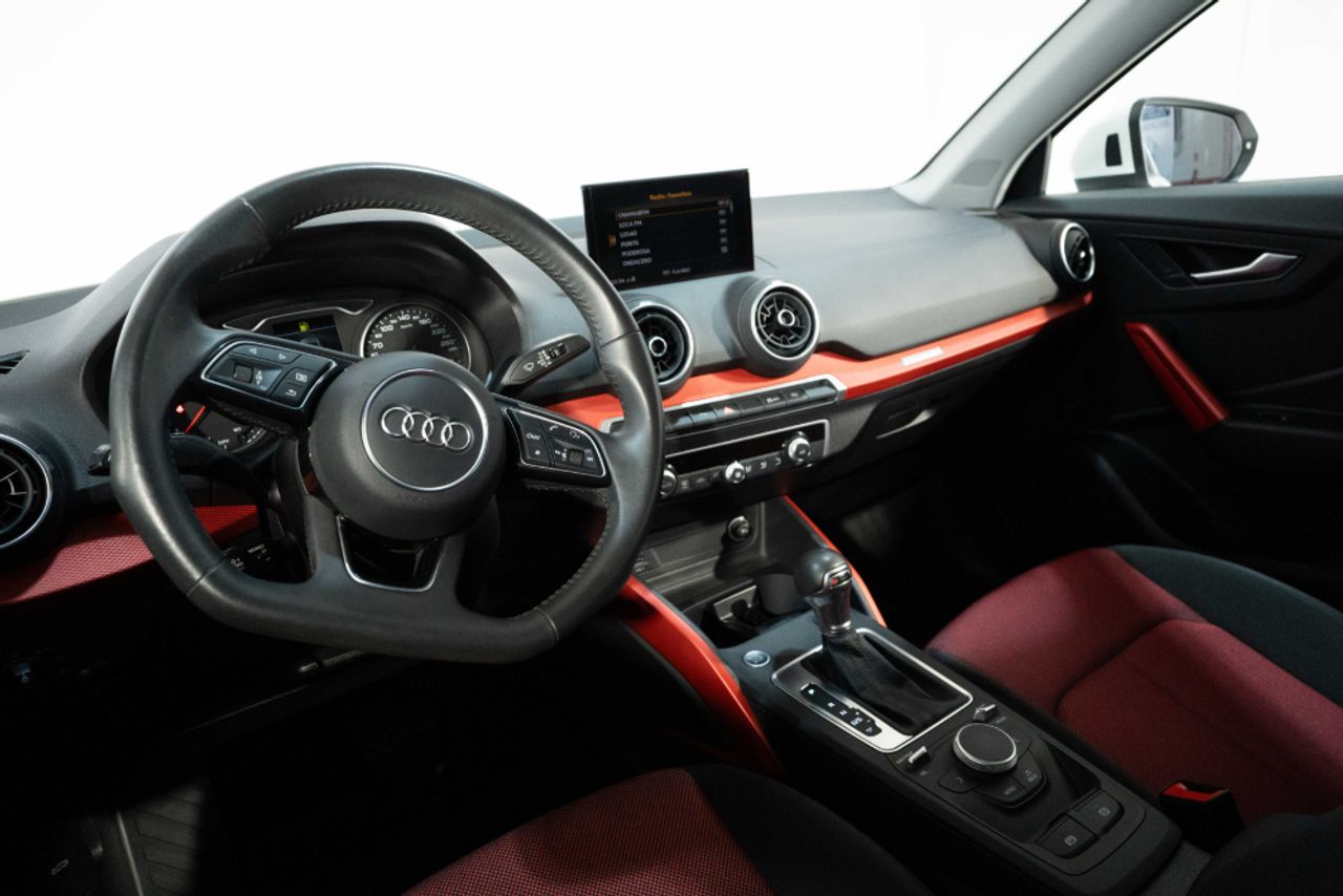 Foto Audi Q2 21