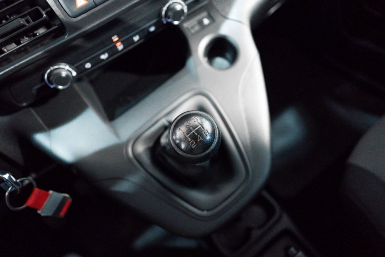 Foto Toyota Proace 18