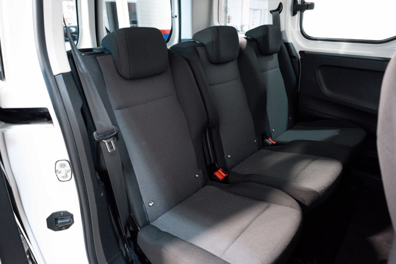 Foto Toyota Proace 19