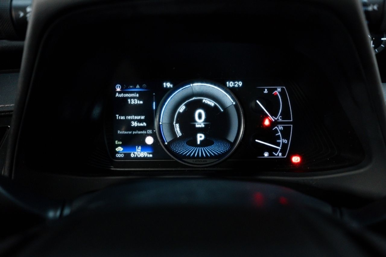 Foto Lexus UX 13