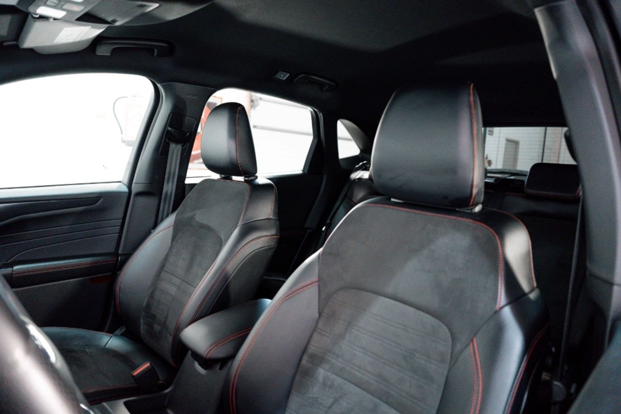 Foto Ford Kuga 8