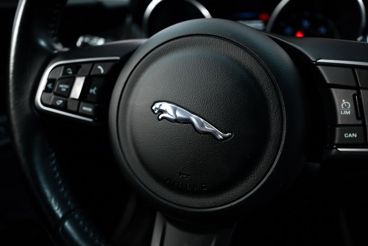 Foto Jaguar XF 14