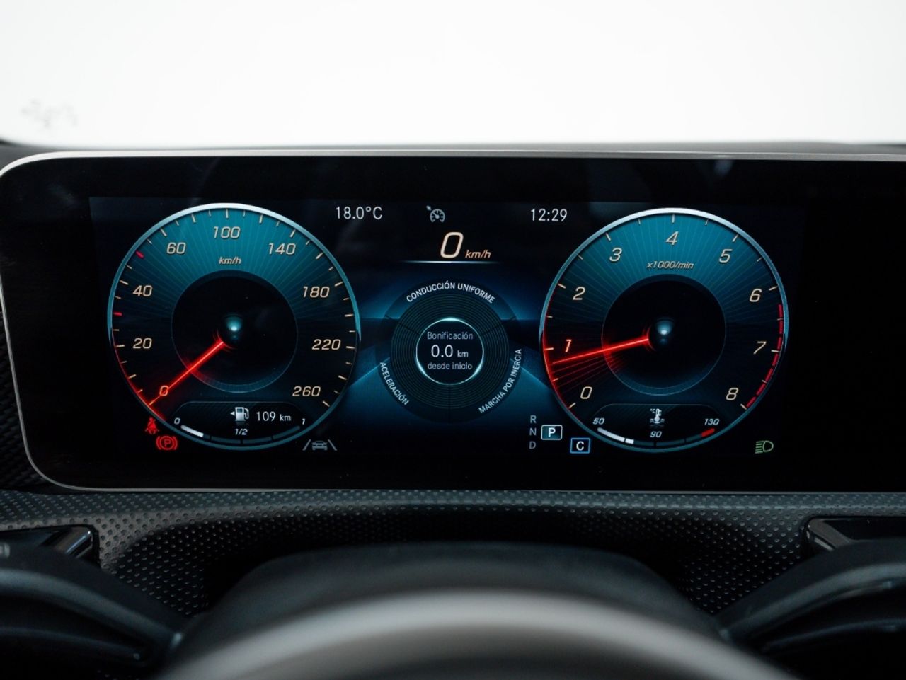 Foto Mercedes-Benz Clase CLA 14
