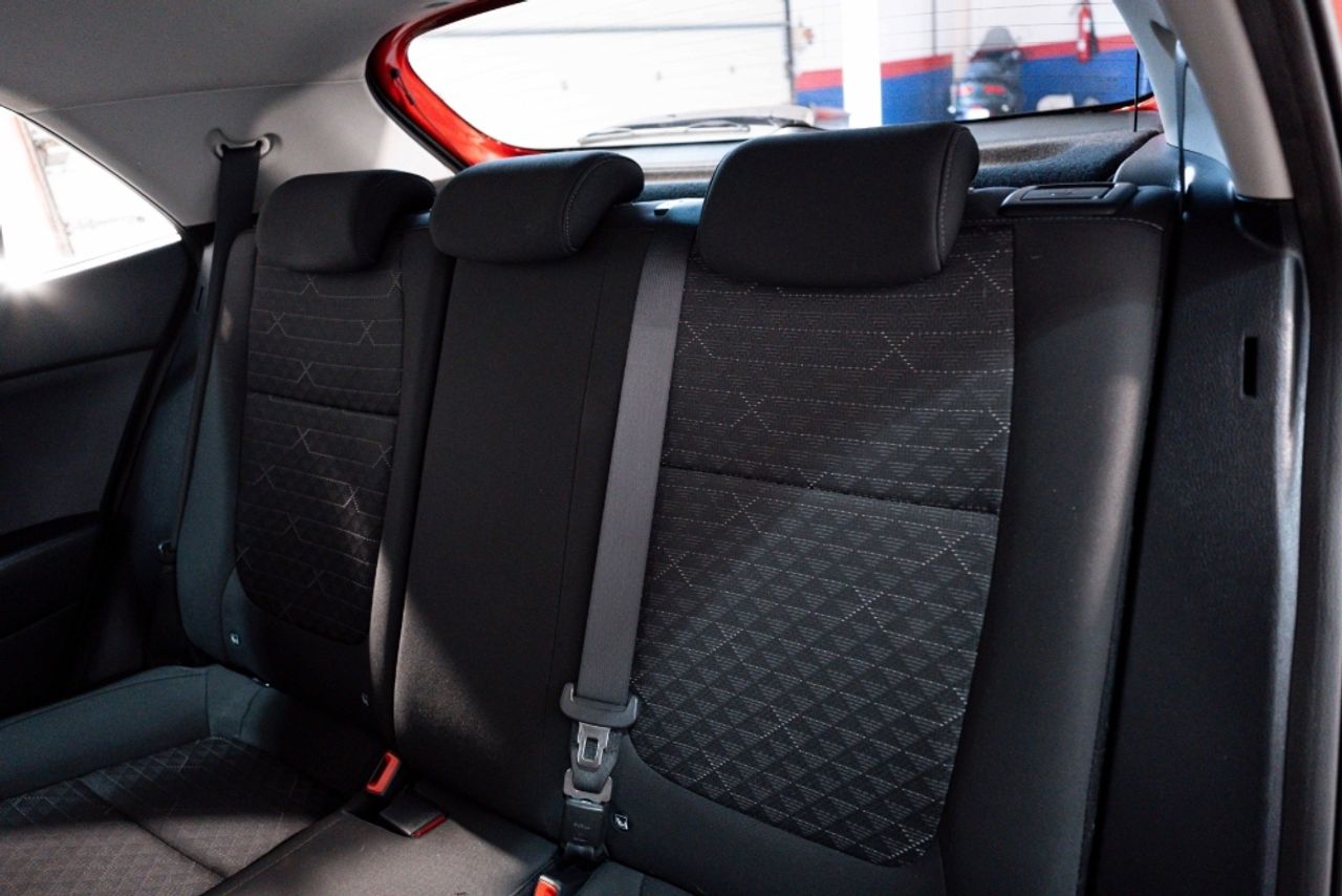 Foto Kia Rio 25