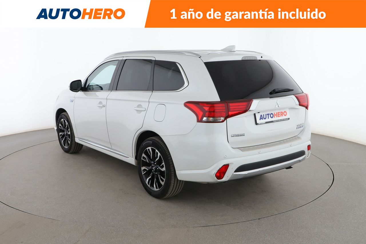 Foto Mitsubishi Outlander 4