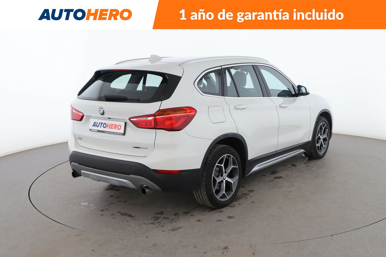 Foto BMW X1 6