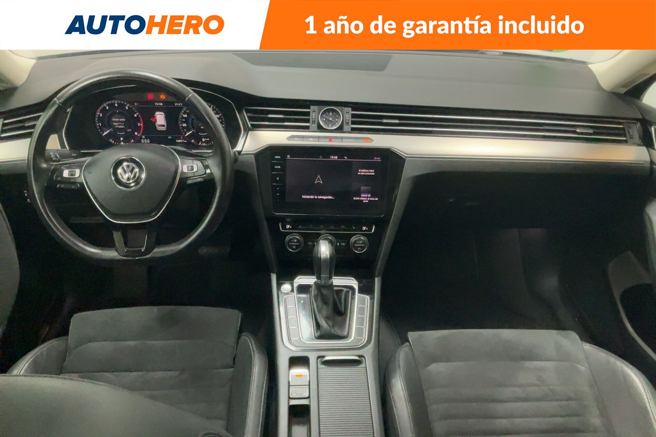 Foto Volkswagen Passat 13