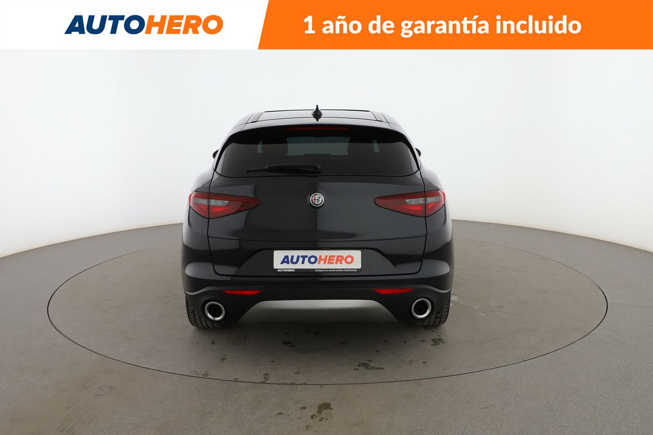 Foto Alfa Romeo Stelvio 5