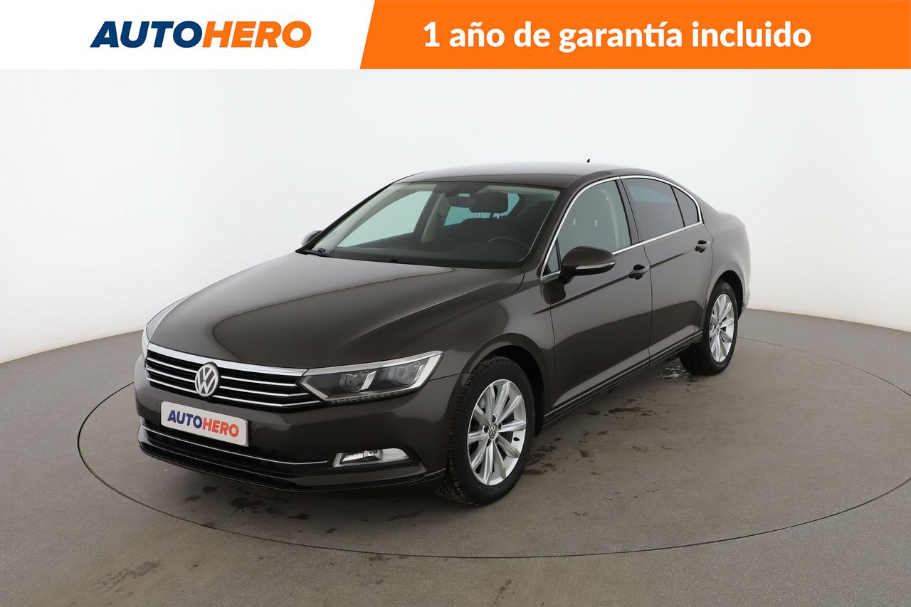 Foto Volkswagen Passat 1