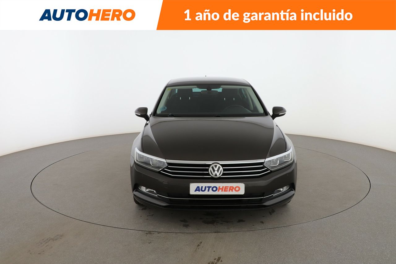 Foto Volkswagen Passat 9