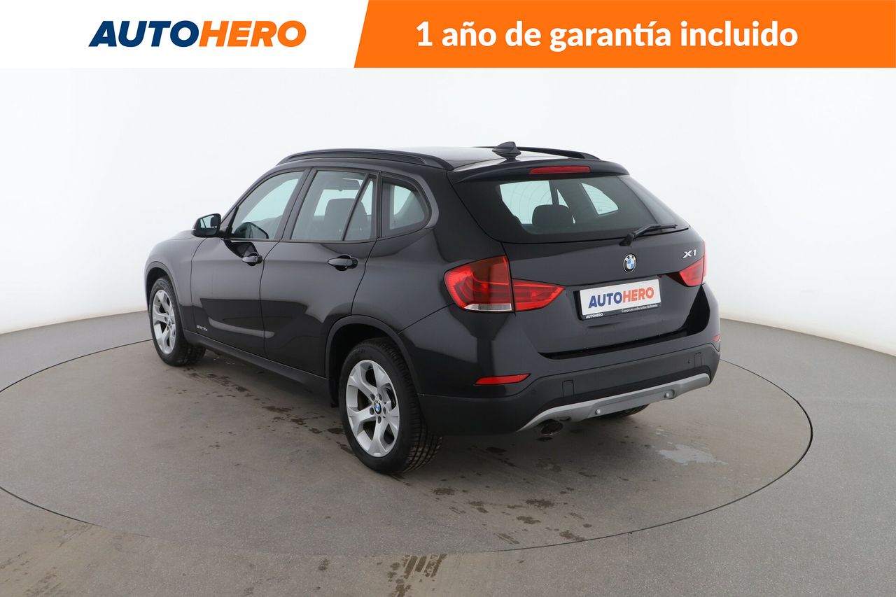 Foto BMW X1 4